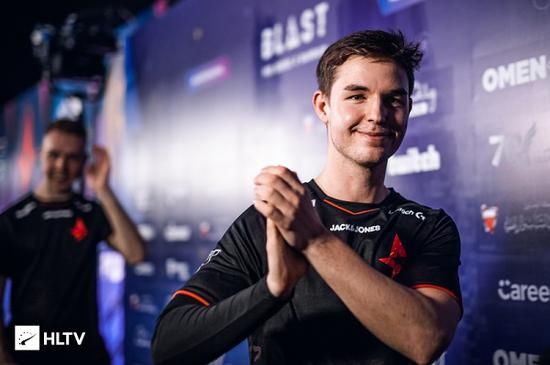 广东电竞新生态建设：从赛事到产业的全面布局